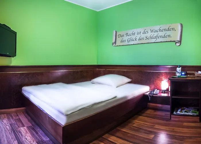 Am Wilhelmsplatz Hotell 3*