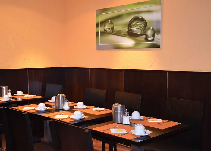 Hotell Am Wilhelmsplatz Stuttgart