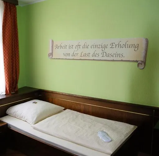 Am Wilhelmsplatz 3* Stuttgart